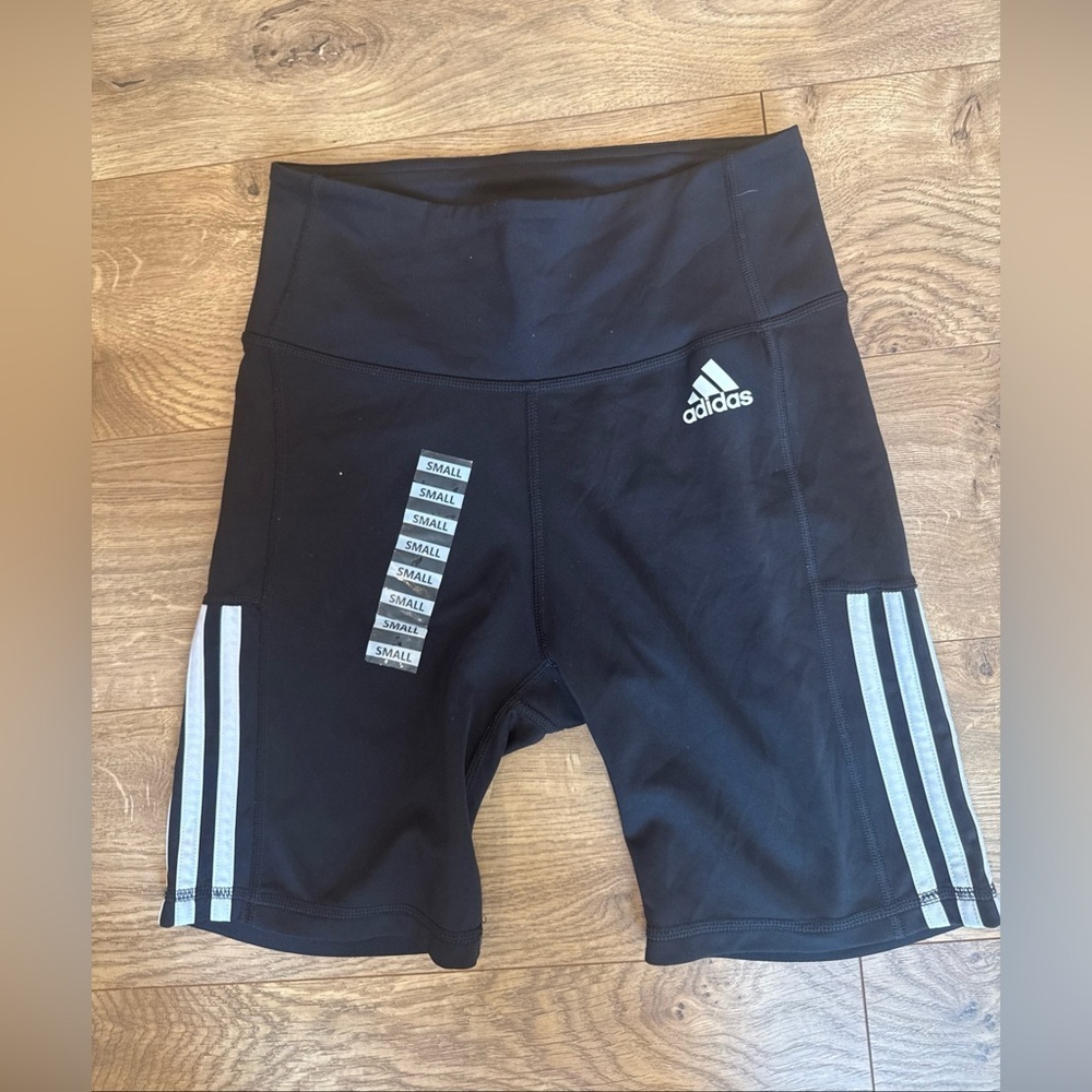 Adidas Women’s Aeroready 3 Stripe Active Biker Shorts Black White Size Small NWT